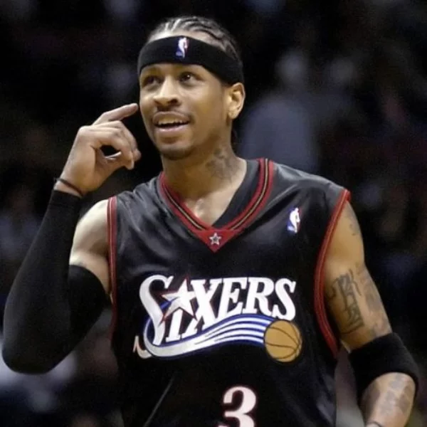 如果單挑 Iverson 咖哩誰更強？戰神現身這回覆給予萌神無上尊重