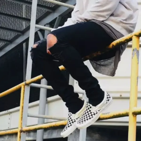 為什麼小賈和 GD 都愛 vans 棋盤格？