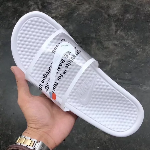 Off-White x Nike 拖鞋真的要推出了？！雨天依舊保持帥哥的拖鞋盤點 Top 3