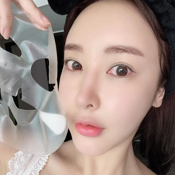 保濕面膜好用推薦 ！邊美白邊保濕 轉季不再被敏感肌泛紅困擾
