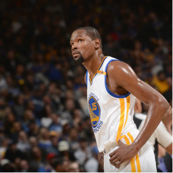 你敢相信？KD G5 是否上場決定權竟在一位加拿大人手中！