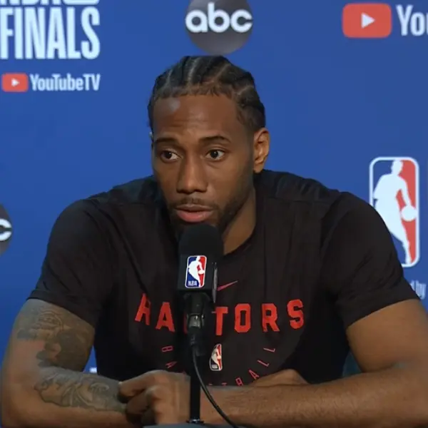 暖心喊話！Kawhi Leonard 給予 KD 長期復健的建議：「一定要相信自己能夠重返球場上！」