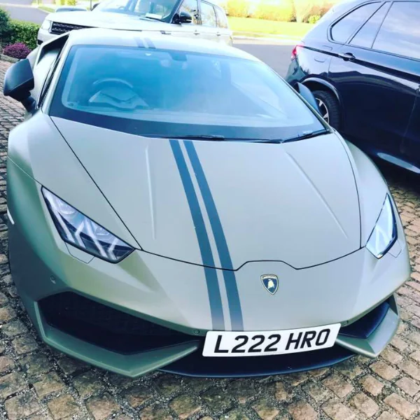 【老 J 推車】特搜 Conor McGregor 跑車收藏 Top 10　坐駕等級就跟他的「嘴砲」一樣兇猛！