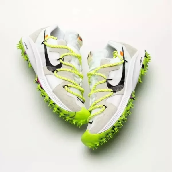 細節彩蛋！Air Jordan 1 「 First Class Flight 」 再曝實物細節照！
