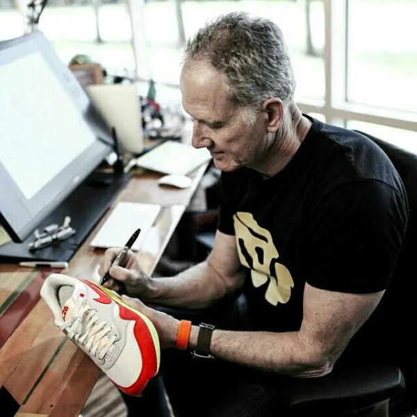Nike 經典 Air Max 1 再次歸來！傳奇設計師 Tinker Hatfield 「特別手稿版本」樣品釋出