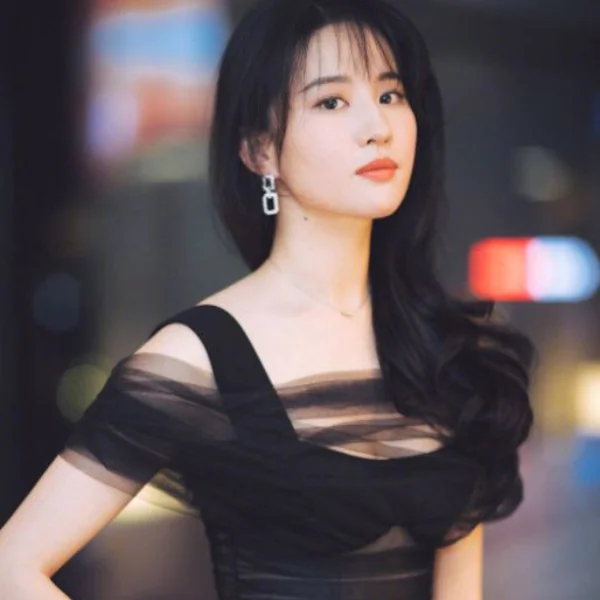 神仙顏值如何煉成？《花木蘭》劉亦菲再會舞劍也藏不住爆棚仙氣！她的「保仙秘招」竟然這麼簡單～