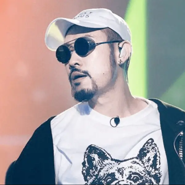 《中國新說唱》到底有沒有內定？熱狗上節目狂爆內幕：「我懷疑有，雙冠軍到底是 Ｘ 小！」