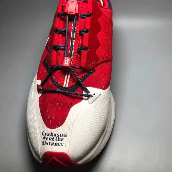 Nike x Undercover Gyakusou 不畏中國封殺！全新鞋款諜照曝光　這 4 個亮點超欠買