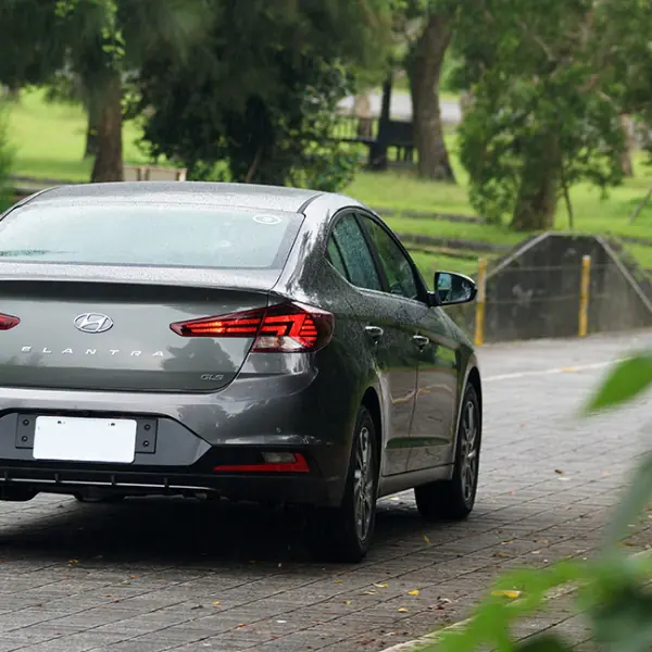 將成為新一代車王？Hyundai Elantra 改版上市　JUKSY 直接實測見真章