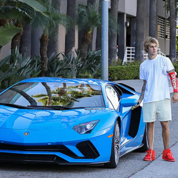 【老 J 推車】集聚「男人夢想」於一身！盤點小賈斯汀豪車收藏 Top 10　開藍寶堅尼買大薯只是剛好而已！