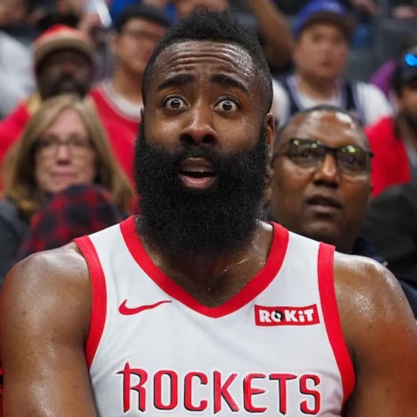 找到傳人了？！美國小男童在 James Harden 面前施展「雙重後撤步」讓大鬍子本人直接看傻！