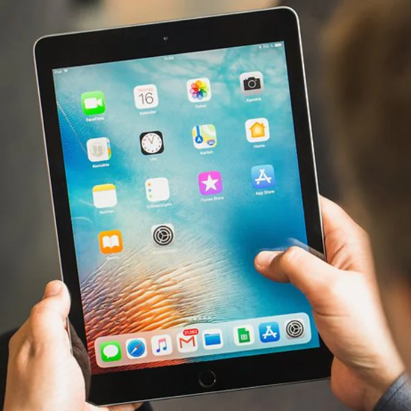 iPad 直接下殺五折！各家手機、平板優惠懶人包整理　跟著這樣買最划算