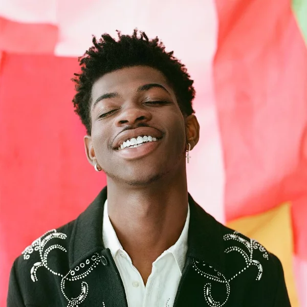 還在聽〈Despacito〉？2019 洗腦金曲王者 Lil Nas X〈Old Town Road〉告示牌連冠 17 周史上最強！