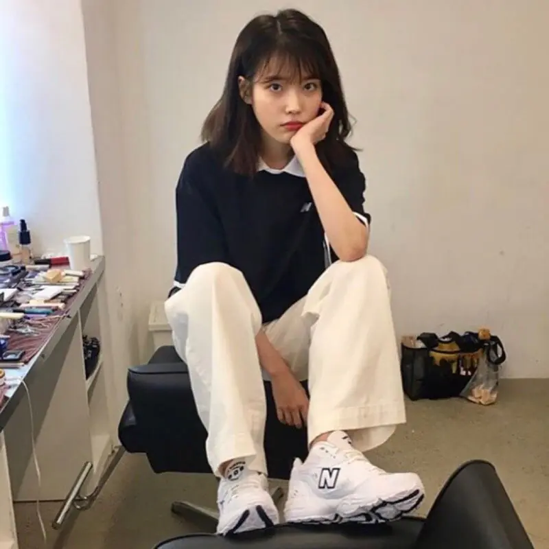 別人穿像 IU、我穿像你阿母？零踩雷「白鞋穿搭指南」想變女神就快學起來！