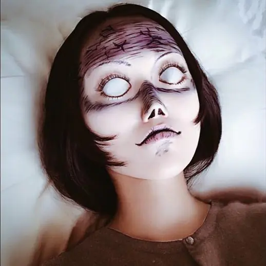 超強神還原！美女 Coser 扮「伊藤潤二漫畫角色」嚇歪一群網友：長得像富江也是一種實力⋯