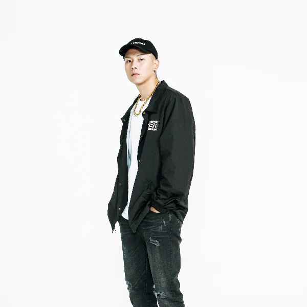 終於等到你！瘦子E.so 單飛後首次推出新歌〈天的創作〉詞曲一手包辦！網友：「準備重播 8 萬次」