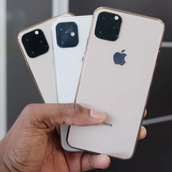 是手機還是相機？！ 4 款直逼單眼等級的「4 鏡頭手機」推薦，除了 iPhone 之外你還有更多選擇
