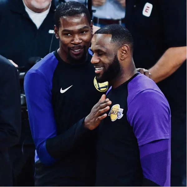詹皇又是第 1 名！NBA 官方調查今年新秀「最喜歡球員」名單出爐，球迷驚嘆：「第 5 名也太意外！」