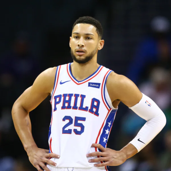 我看了什麼！Ben Simmons 練習賽「投籃超準」嚇壞網友，後撤步三分、翻身跳投樣樣來！