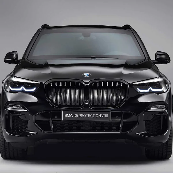 AK47 跟 C4 炸藥都不怕！全新 BMW X5「防彈車」霸氣登場，馬力 523 匹照樣可以飆高速！