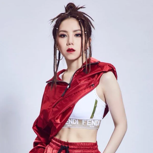 「身材太好、群眾難把焦點擺在饒舌上！」Stu sis 公布饒舌圈「私藏花名冊」評論女 Rapper 們不手軟！