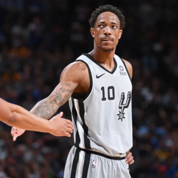聯盟5大交易消息！三大魚齊上貨架，MELO、INGRAM尼克聚首？
