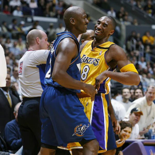 不要惹我！當年 Kobe 對戰巫師狂砍 55 分，原來全是喬丹的「這一句話」徹底激怒他！