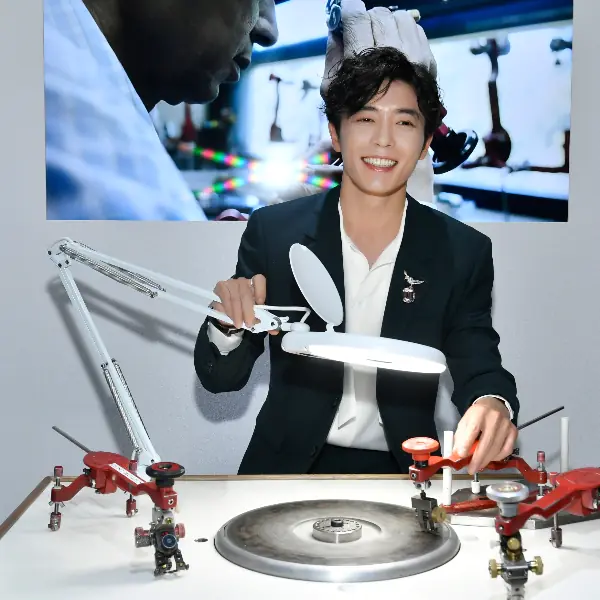 快 tag 他！Tiffany & Co. 佛心活動讓你的木頭男友秒學會「挑求婚戒秘訣」！