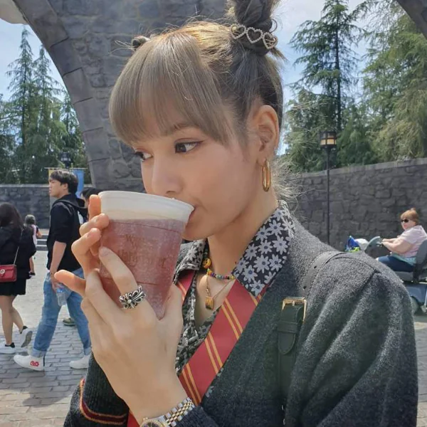 冠軍換人當？2019 「全球百大最美臉孔」讚數最高竟然不是 Jennie、周子瑜...而是「她」！