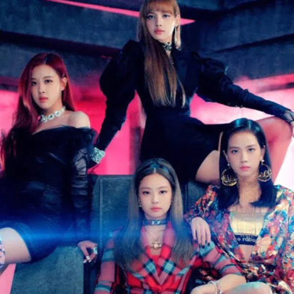 低成本也能模仿 BLACKPINK！這四個泰國女孩什麼來頭？