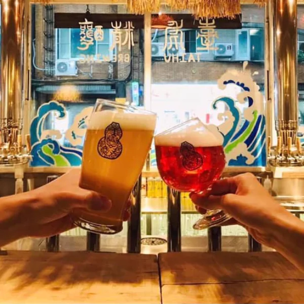 【吃貨出任務】下班就是要來喝一杯！ 3 家台北優質精釀啤酒吧推薦，只要喝過一次就會想再來！