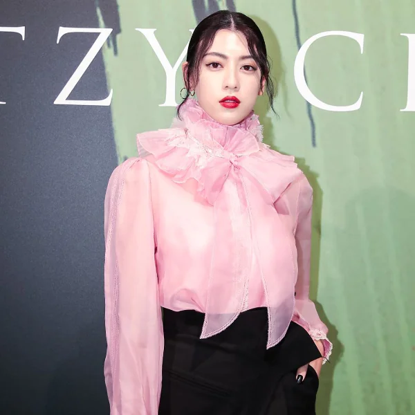 三吉彩花、謝金燕⋯大咖名人都來了！台灣時裝品牌夏姿 2020 年春夏大秀登場！