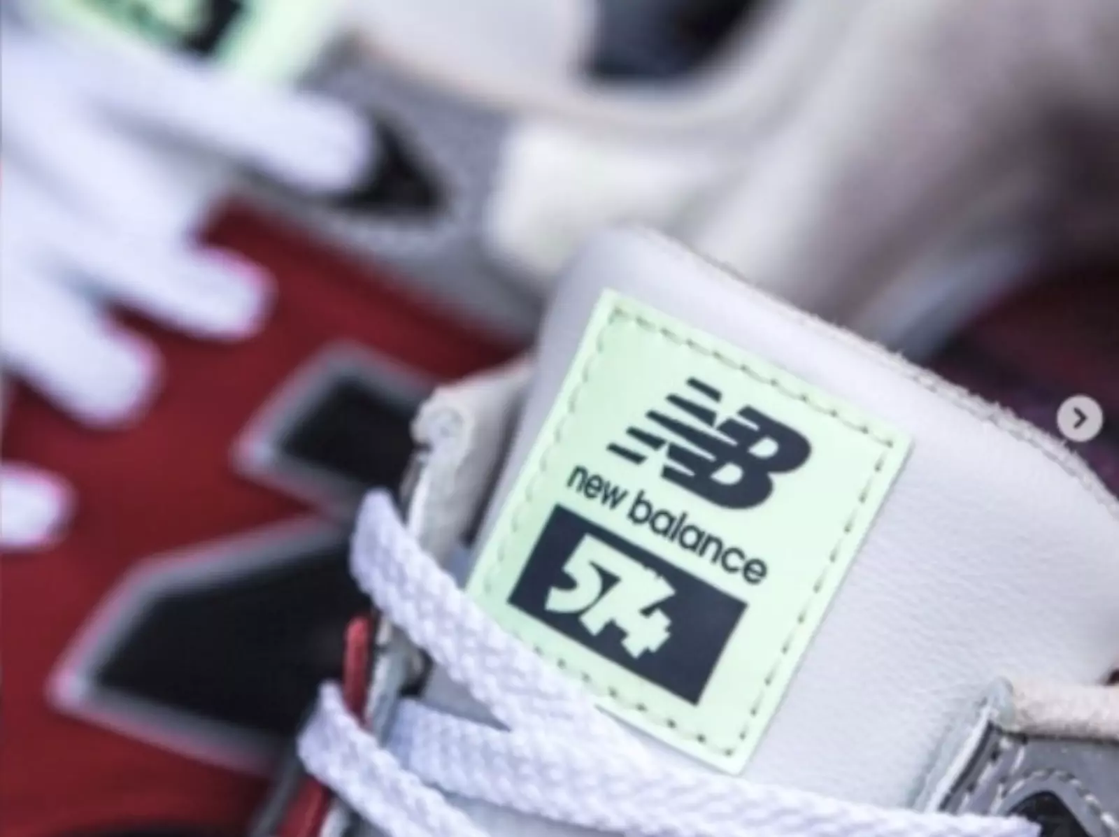 New Balance 型號大解析：最舒服、扁平足款式⋯鞋盒數字英文意思一拳公開！