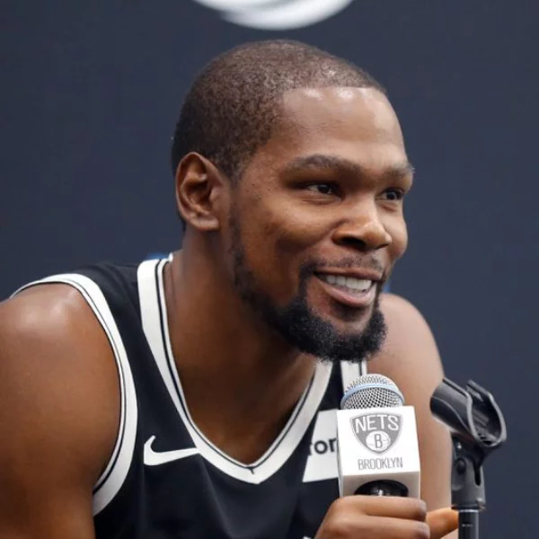 NBA 速報 ／ Curry 跟威少相比誰比較強？前隊友 Kevin Durant 點出「關鍵因素」讓球迷直呼超中肯！