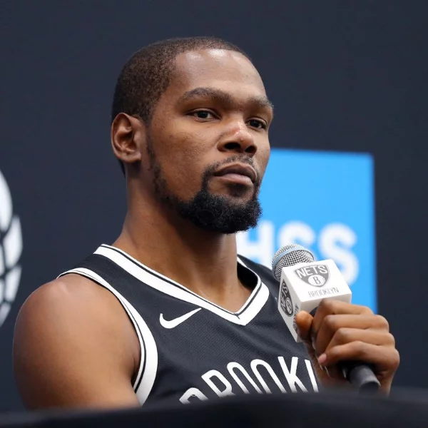 竟然沒有 Curry？Kevin Durant 評選心中「最欣賞 5 名球員」，名單讓人有些出乎意料...