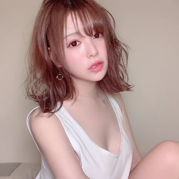 這麼可愛一定是男孩子？日本超正美妝 Youtuber 男兒身遭起底，網友：「女生都沒她可愛啊！」