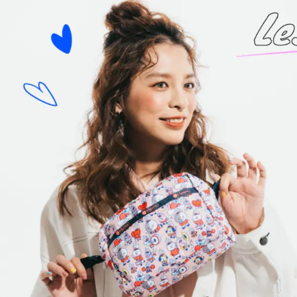 宇宙明星「BT21」ｘ LeSportsac 推出最新聯名！掌握這幾招，卡通印花也可以搭出不幼稚的可愛！
