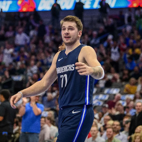 NBA 速報／抱歉是我太強！Doncic 再砍 35 分大三元締造誇張紀錄，首節爆發 22 分一人完爆勇士！