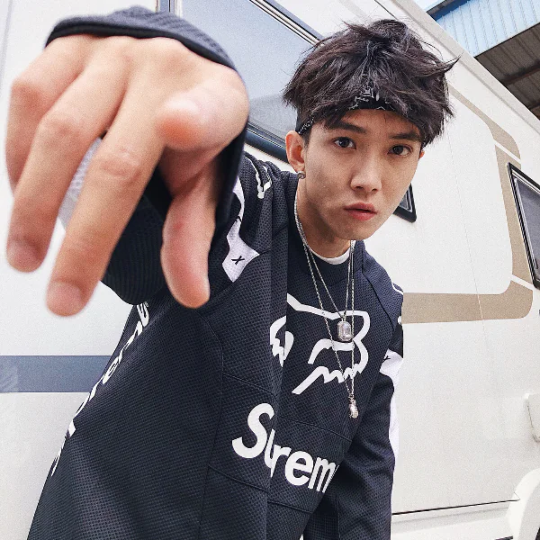 連歌也變了！「你的男孩」Tizzy T 新歌一句饒舌都沒有！網友嚇傻：看來真的要當 Idol 了⋯