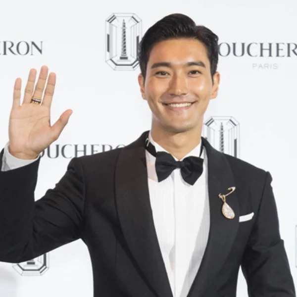 又一明星摔碎玻璃心！崔始源點讚「反送中」被中網友罵爆，道歉後維基秒被更新....