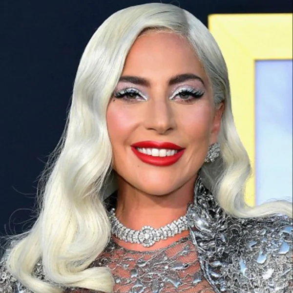 Lady Gaga 關注香港運動、掛台灣國旗，引中國老粉絲心痛：「立即退粉，國家面前無偶像！」