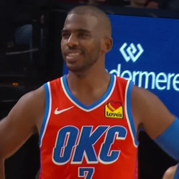 NBA 速報／神操作又來！Chris Paul 慫恿裁判給 Melo「技術犯規」成功，球迷表示：連好兄弟都不放過⋯