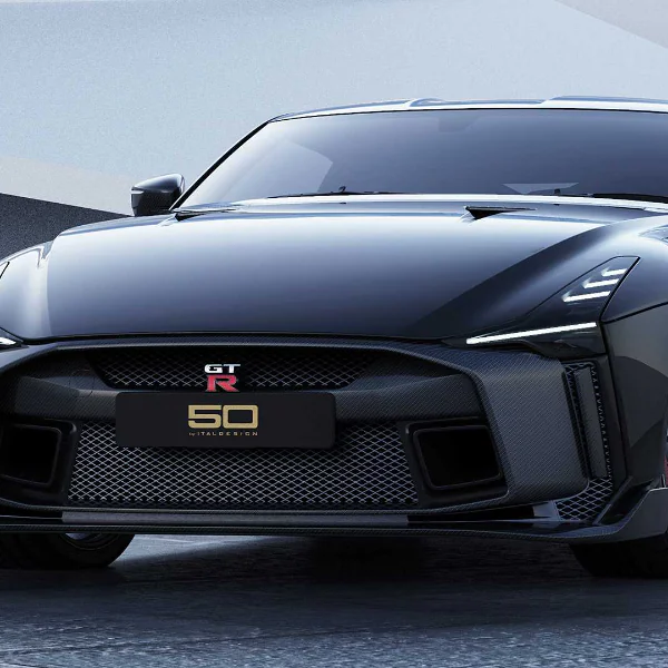 「戰神」駕到！全球限量 50 輛 Nissan GT-R50 By Italdesign 霸氣登場，720 匹馬力猛到不像話！