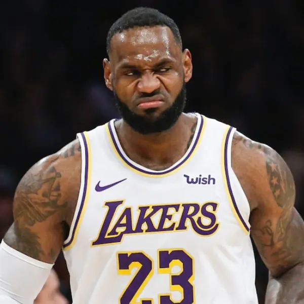 KAWHI 真的是剋星嗎？詹皇對他已 5 連敗，投籃被防到生涯最慘
