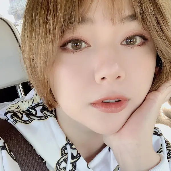 「炫富觀點」遭瘋狂打臉！美妝 YouTuber「鼓勵有錢人炫富」網批：這是什麼瞎妹結論