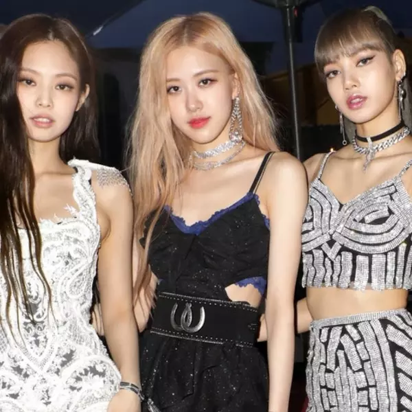 超會做人！BLACKPINK 大手筆送「超夯名牌包」給工作人員，被加碼爆料：「之前還送過更貴的⋯」