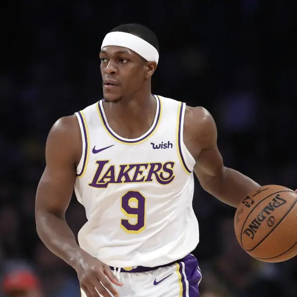 NBA 速報／「神預判」再現！Rondo 提前叫隊友到底線等球，下一秒戰術立刻見效讓對手驚呆了！