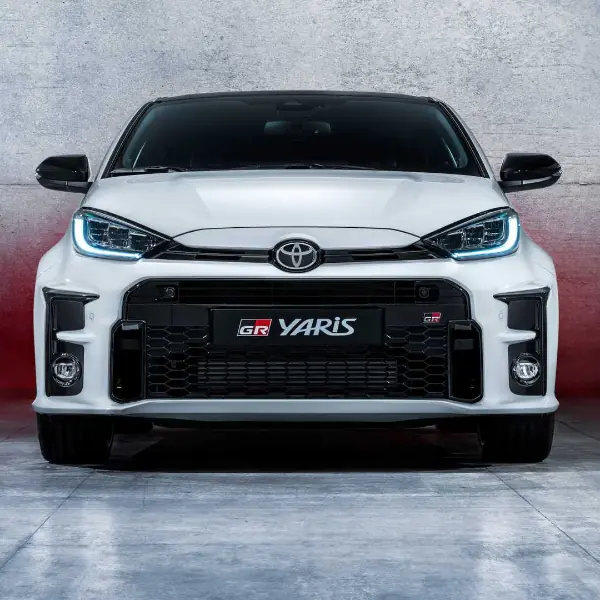 「暴力鴨」參上！全新性能小鋼砲 Toyota GR Yaris 霸氣降世，承襲賽車基因狂炸 272 匹馬力超兇！