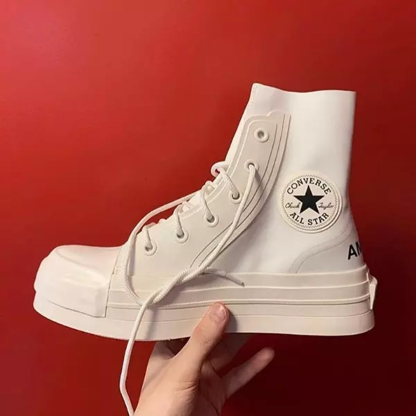 今年才剛開始就逼我花錢？AMBUSH x Converse 2.0 居然有兩雙？！連去年「爆款王」也換了新配色！