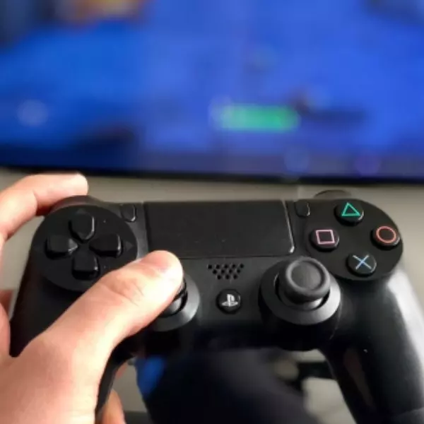 對抗肺炎宅在家最安全！PlayStation 祭出超狂優惠，鞋迷：「這比限量球鞋還值得入手！」